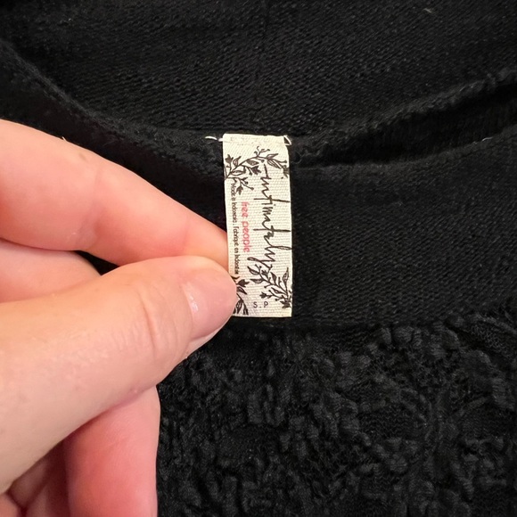 Intimately Free People long sleeve - Picture 4 of 5